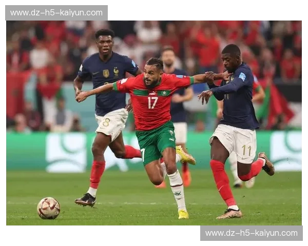 高卢雄鸡与亚特拉斯雄狮的宿命之约:一场跨越直布罗陀的海上博弈