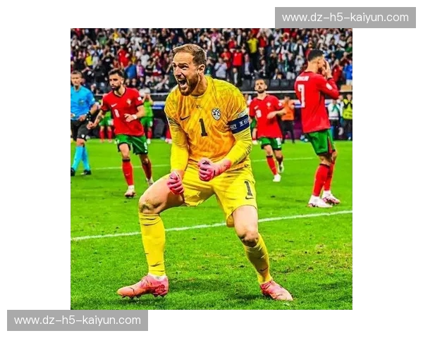 亚洲杯前哨战：香港足球的“黑马”潜质与国足的“卫冕”压力